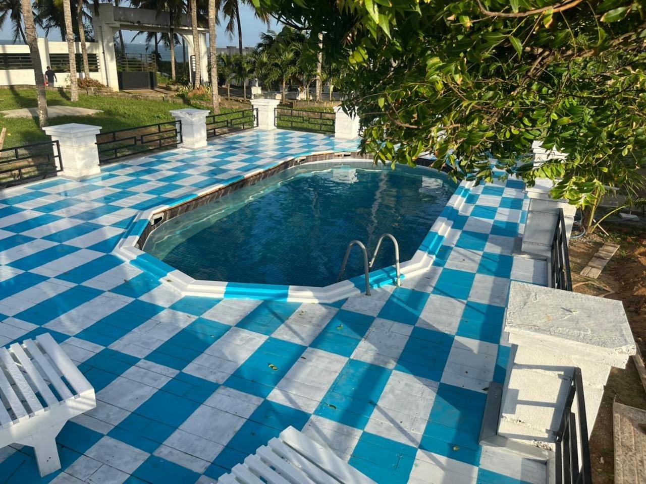 Ceylonta Beach Resort And Spa 함반토타 외부 사진