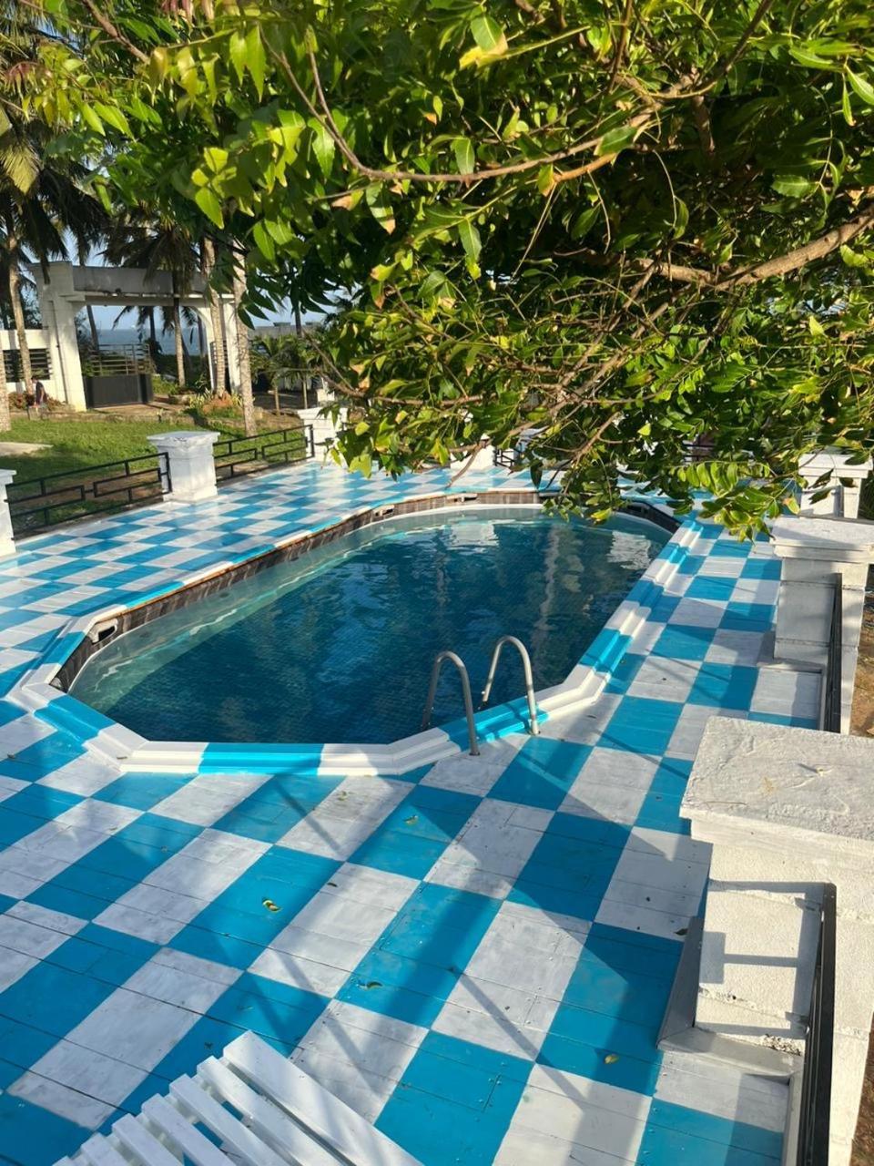 Ceylonta Beach Resort And Spa 함반토타 외부 사진